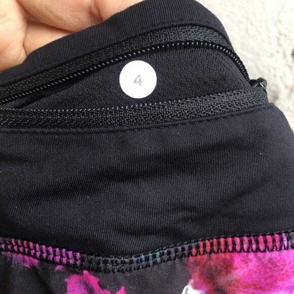 NEW RARE Lululemon Speed Short 2.5" Size 4 - Picture 6 of 7